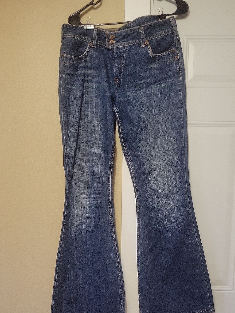 Silver Jeans Women's Dark Blue Flare Jeans